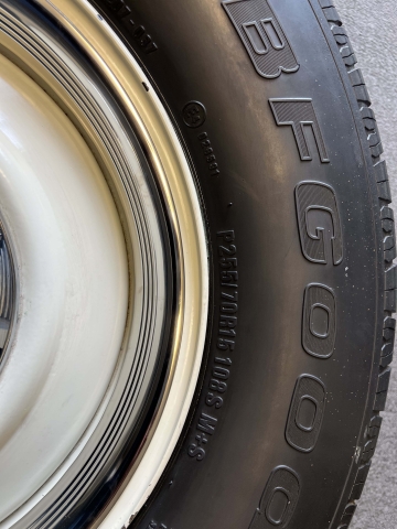 14" Hot Rod Ribbed Trim Ring